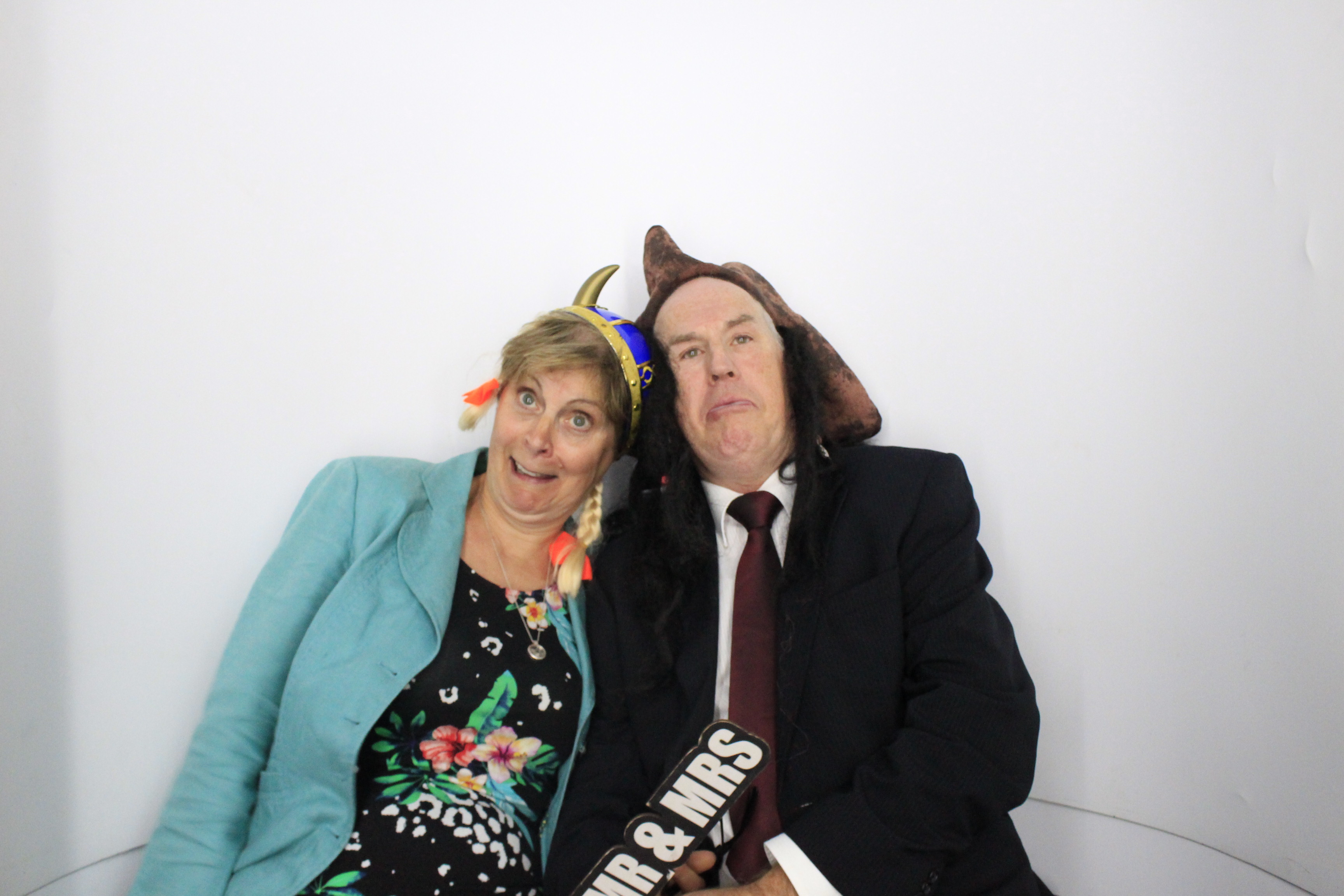 Andy and Emma's Wedding | View more photos from the event at gallery.myphotoboothexperience.co.uk/u/MyPhotoBoothExperienceLtd/Andy-and-Emmas-Wedding